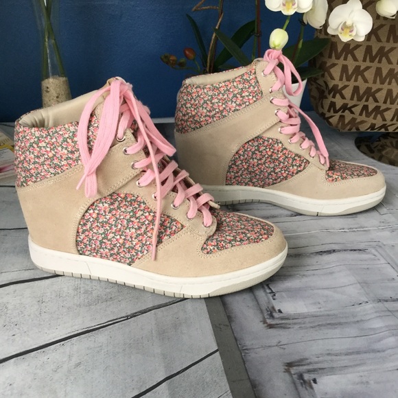 Steve Madden Shoes - Steve Madden High Tops